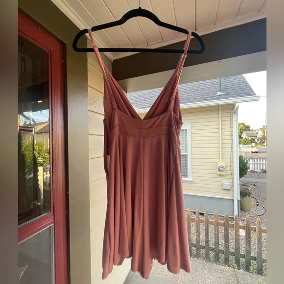 Rosy Pink Tie Romper - Urban Outfitters - Picture 2 of 2